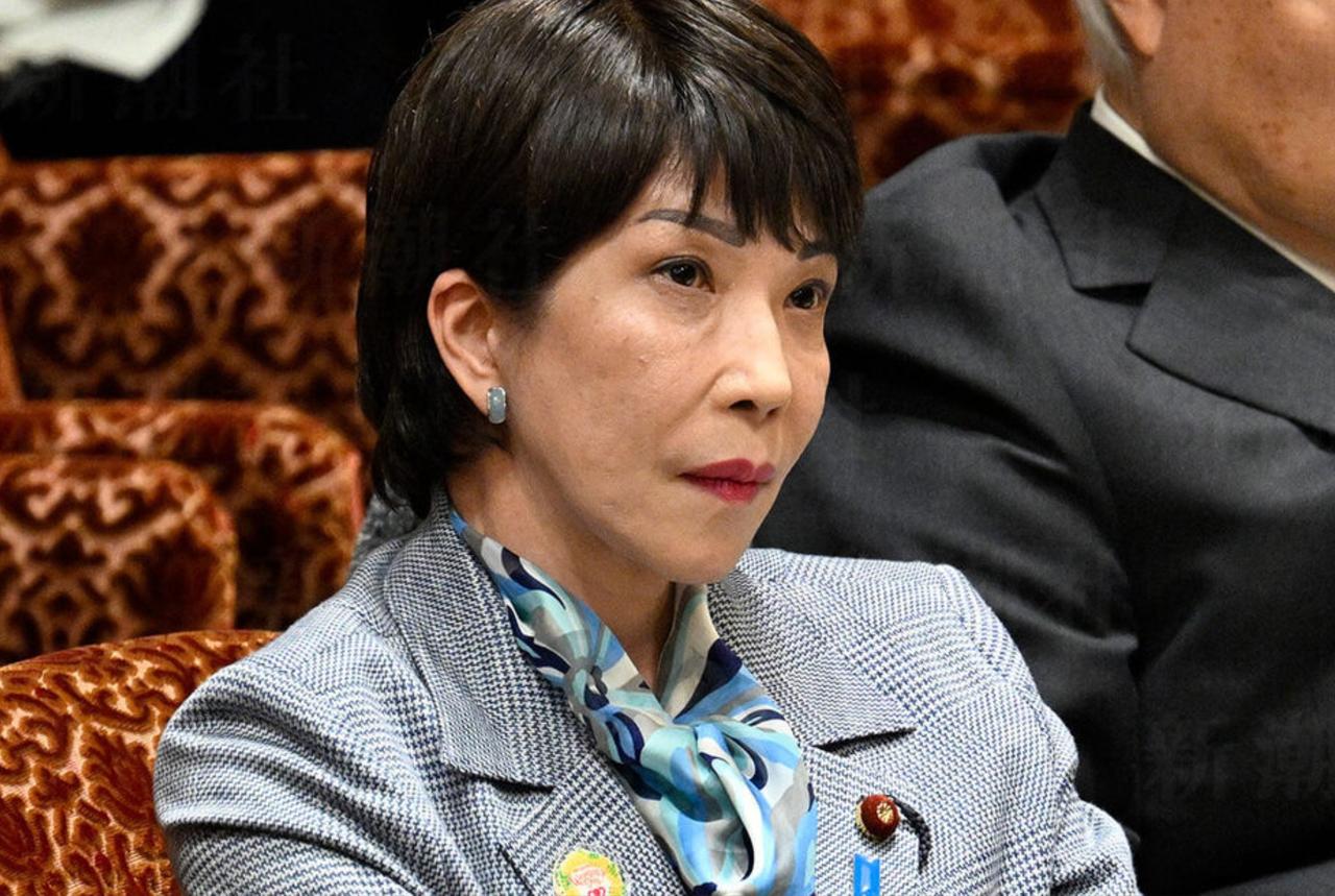 【所谓的高市“改组内阁”不就是“麻生幕后内阁”吗？高市缘何必须彻底“依赖麻生”？