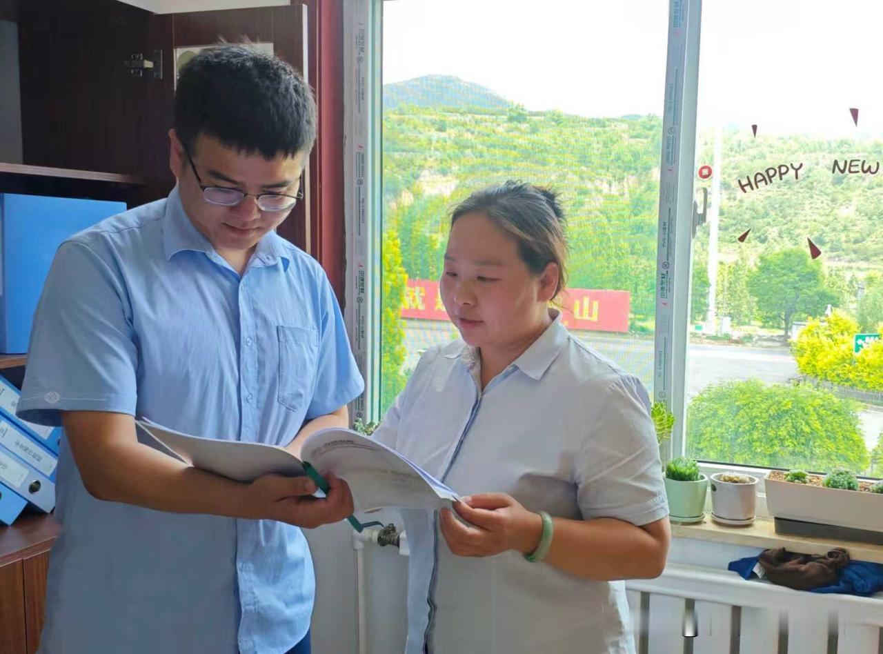 太佳东泥屯收费站互学互鉴强本领共筑安全防护网

为深入推进“安全生产月”专项活动