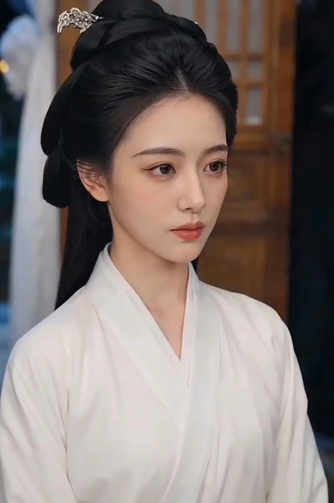 现在AI短剧真的太火了，效果也越来越逼真，很多人都在好奇，以后还会需要真人演员吗