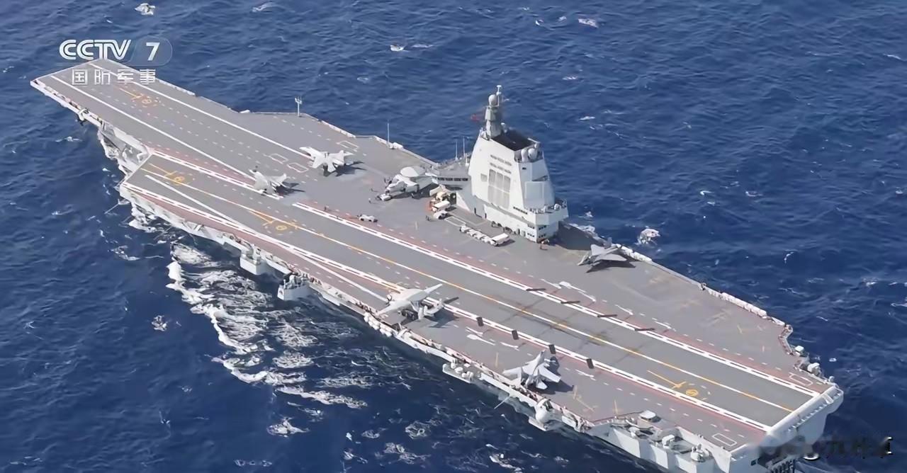 倭寇宵小之辈也敢口出狂言！
在我福建舰刚刚服役后，某倭寇官员竟敢狂妄犬吠:只要福