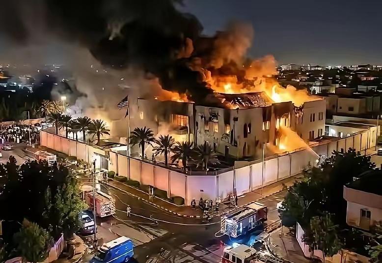 美国驻沙特大使馆这回可算尝到无人机“精准拜访”的滋味了。伊朗这波操作，确实让不少