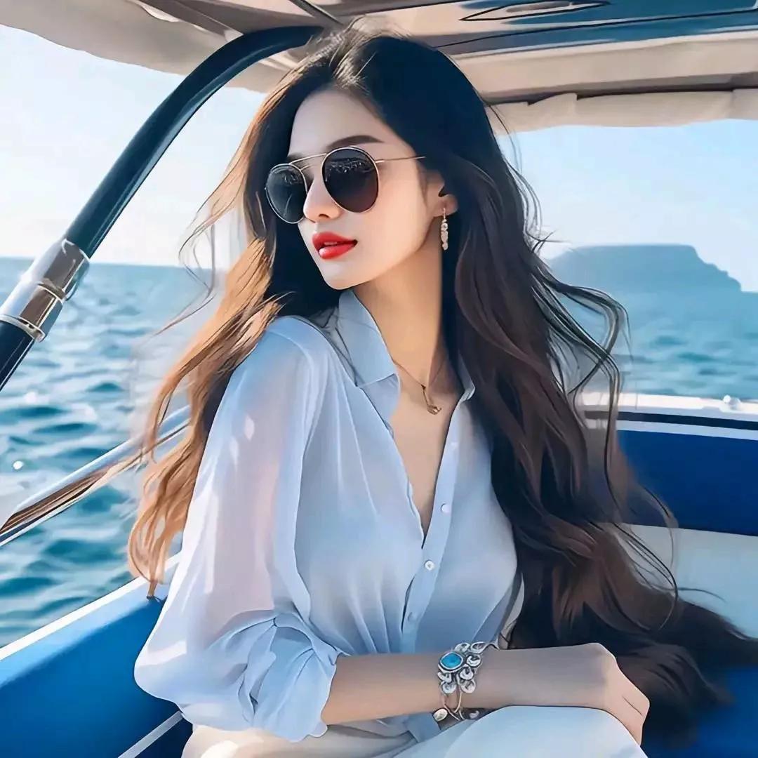 阳光、海风和你的笑容，完美的一天气质游艇行 游艇夕阳照 游艇假日风 游艇度假大片
