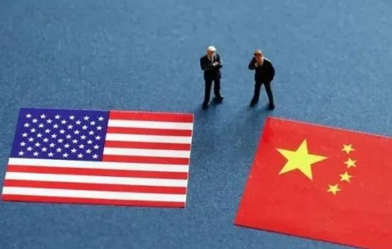 中美之间，已经没有回头路了

美国手里的绳子，已经勒住中国经济的咽喉；而中国手里