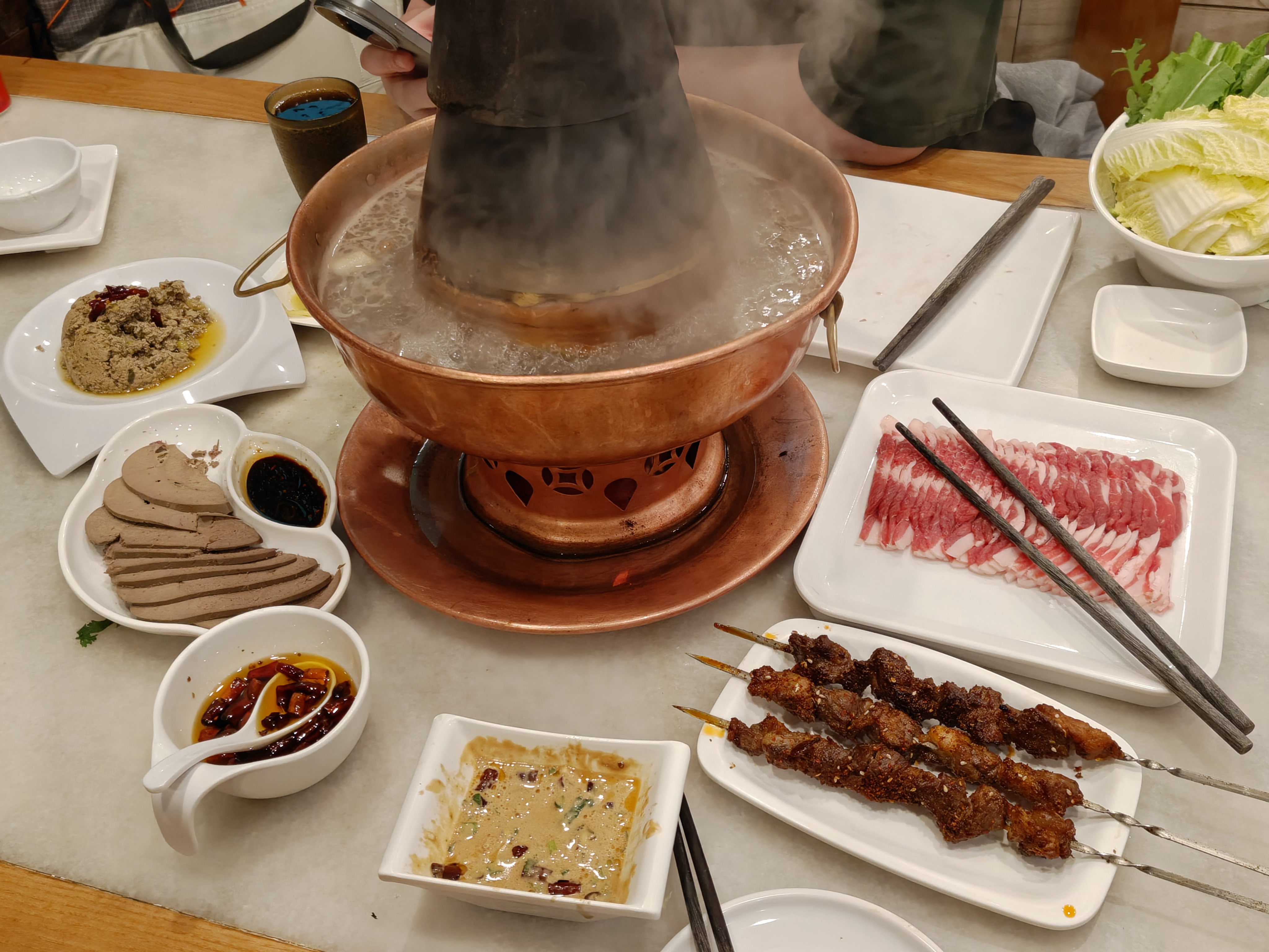 早，随便找地吃一下[捂嘴哭]  ​​​