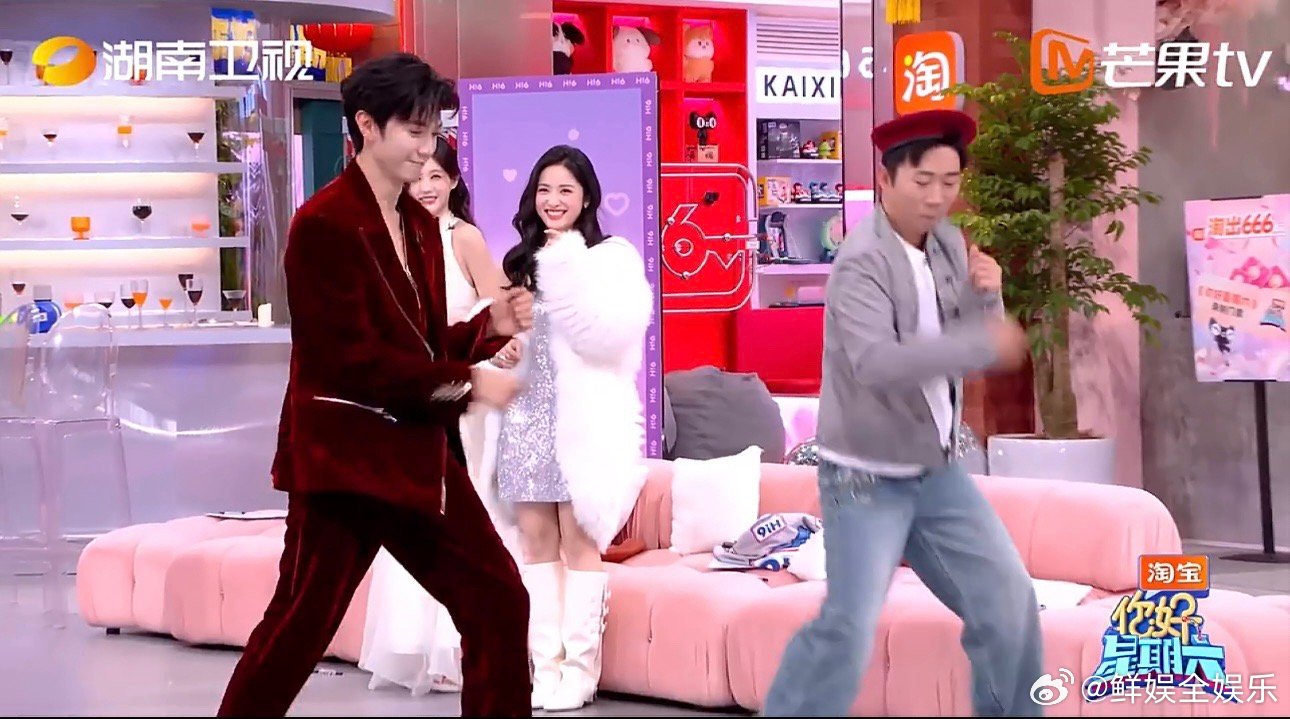 高冷男神秒变快乐显眼包，陈哲远跳依赖摇也太放得开了！陈哲远cha了依赖摇你好星期