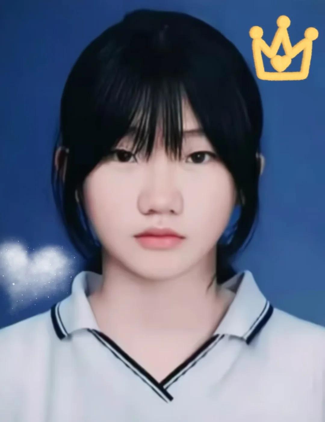 看看吧，帮帮忙吧！寻人
姓名：钟某茹
性别：女，14周岁，身高约1.70米
外貌