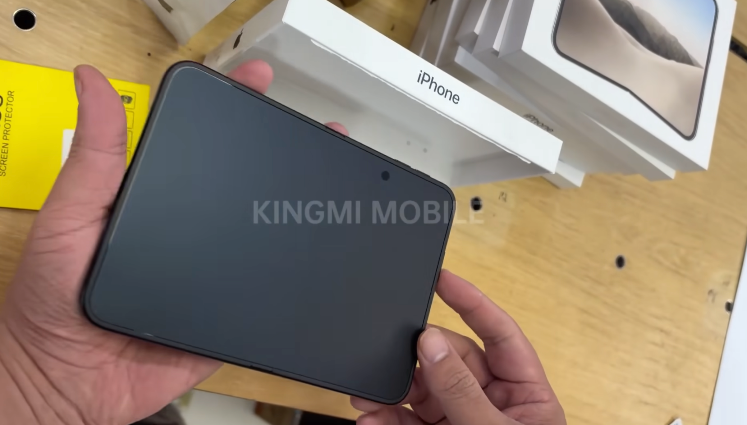 上市前偷跑？疑似首个iPhone Duo开箱视频曝光