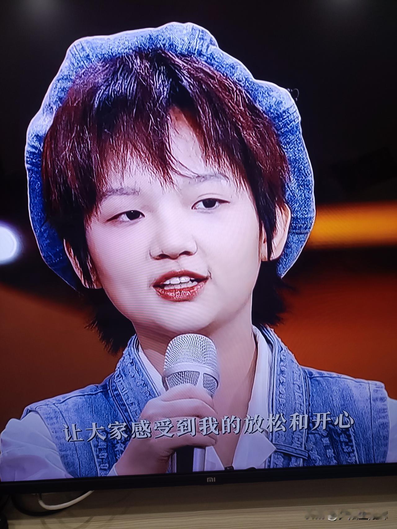 导师挥刀斩爱徒
(中国唱将)流行唱法总决战、进入四进三决战。
第一pK上场是第一