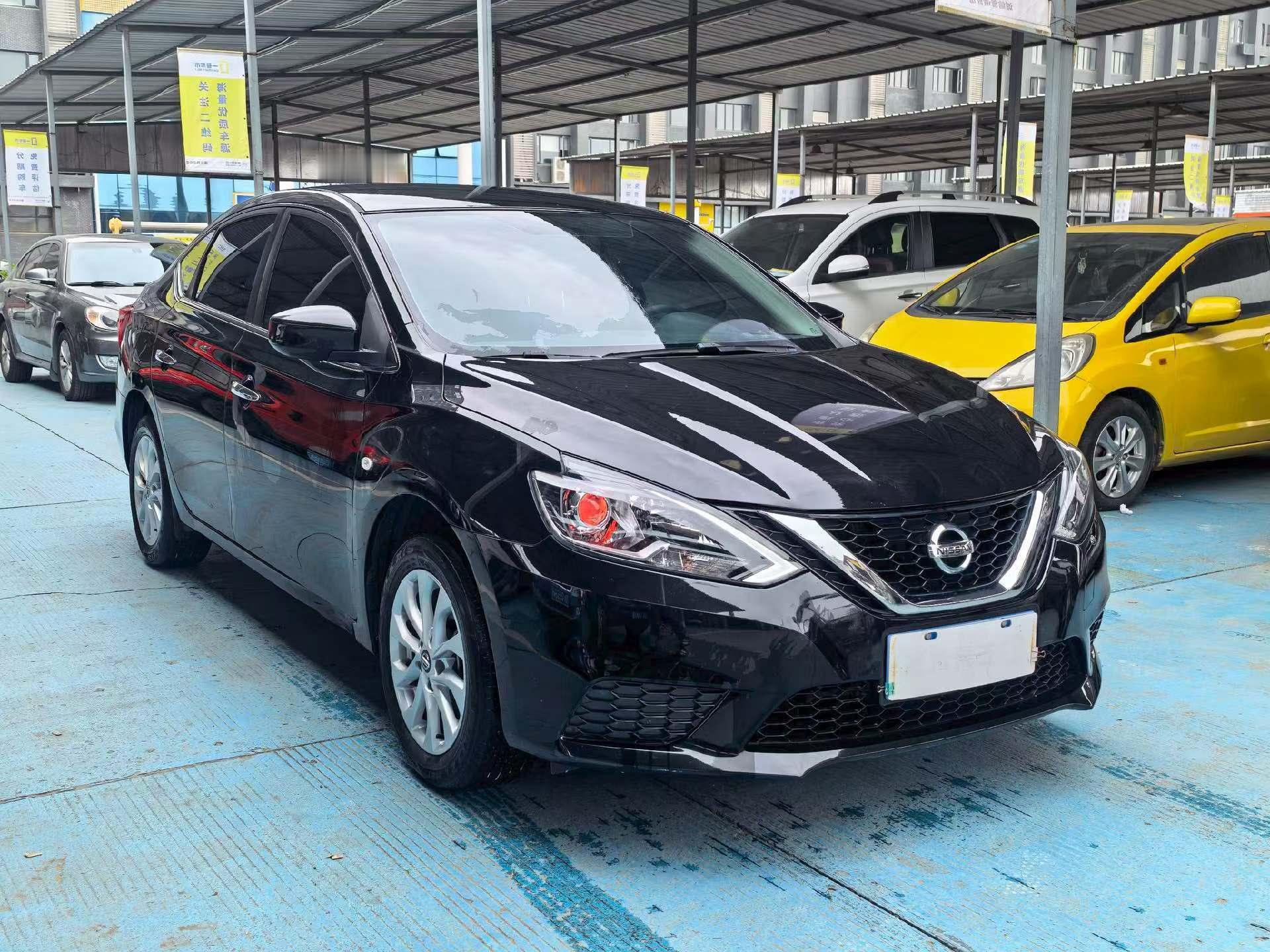 23年10月上牌日产轩逸1.6L自动挡，个人一手车，实表7万多公里，整车原版原漆