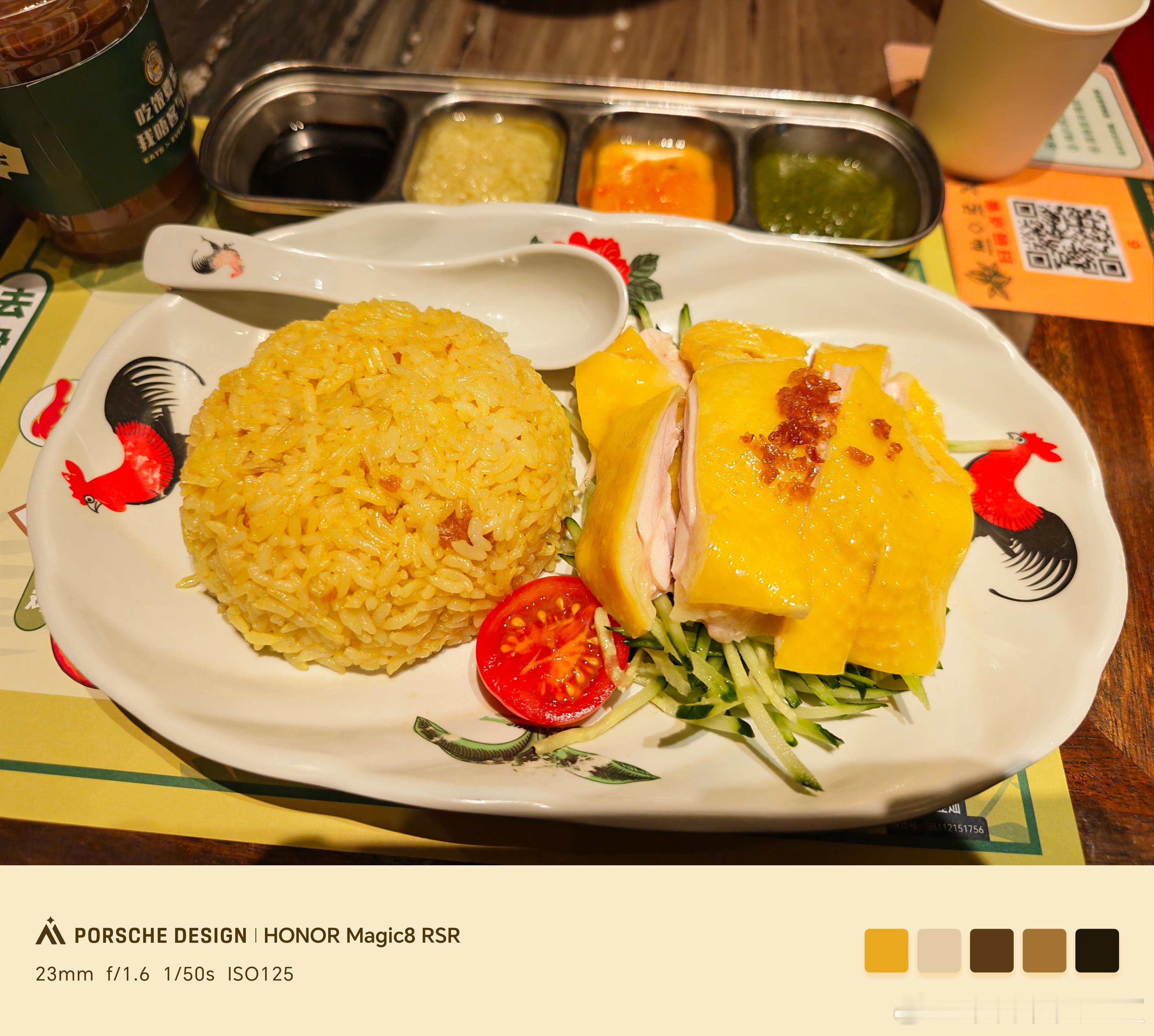 自从北京松发肉骨茶撤店之后，很久没吃过好吃的肉骨茶了，珠海这家还不错，药膳味很足