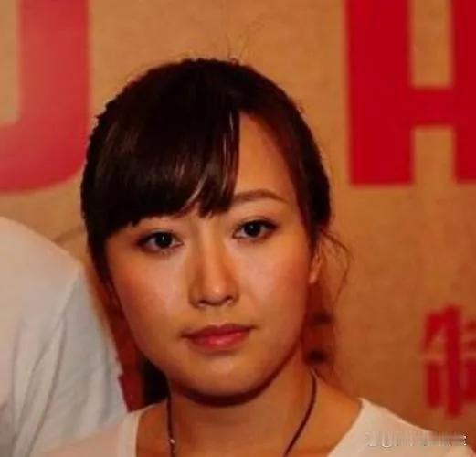 为何明星子女的成就难以比肩前辈

明星子女从事演艺之路的不在少数，如潘长江的女儿