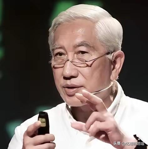 清华大学教授一语道破：搞无人驾驶汽车、无人酒店、饭店机器人都不奇怪，但现在的智能