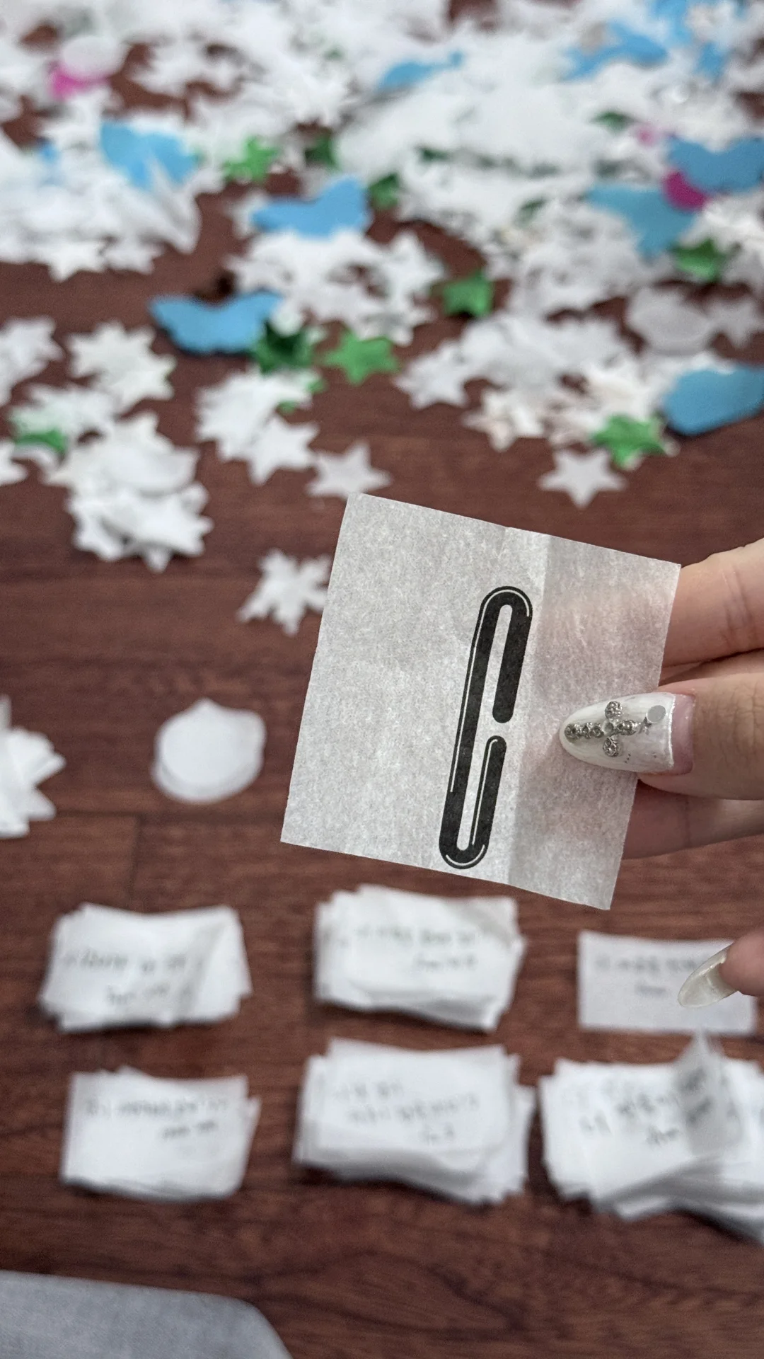 在wish仁川场捡到了梦秀4的纸花