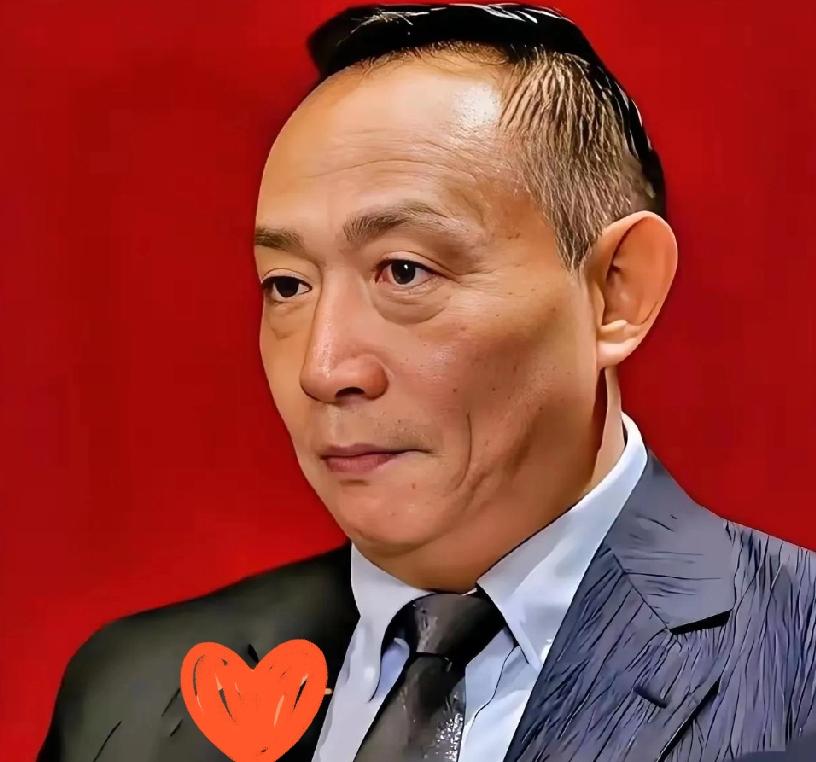 听说有人想拿钱堵卢麒元的嘴？

这事儿真是越琢磨越有意思。

“两万万两白银”的