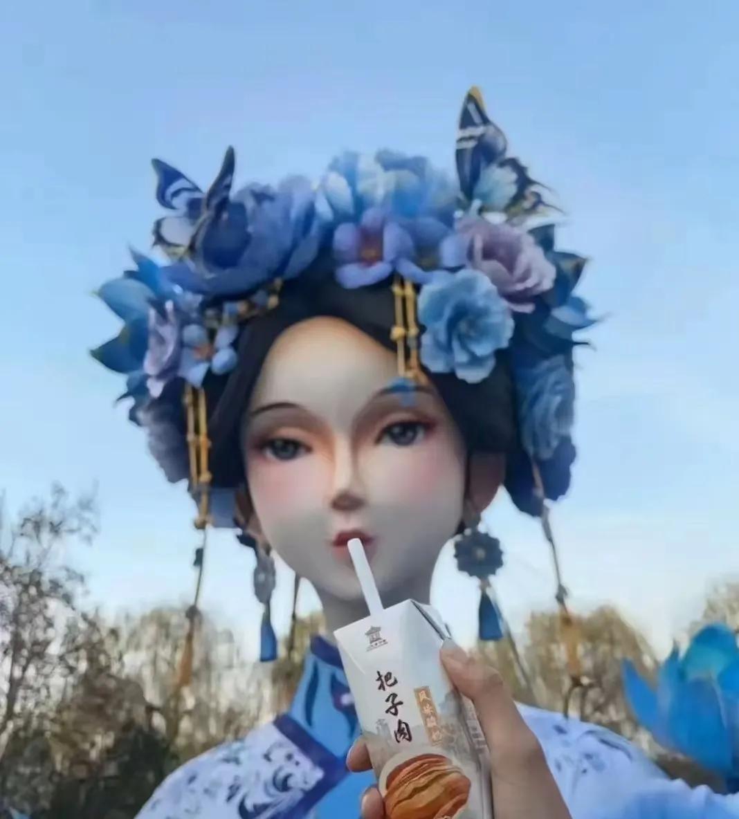 最近济南对老城区的改造步子还挺大，这些年来先后实施了明府城改造、上新街改造、老商