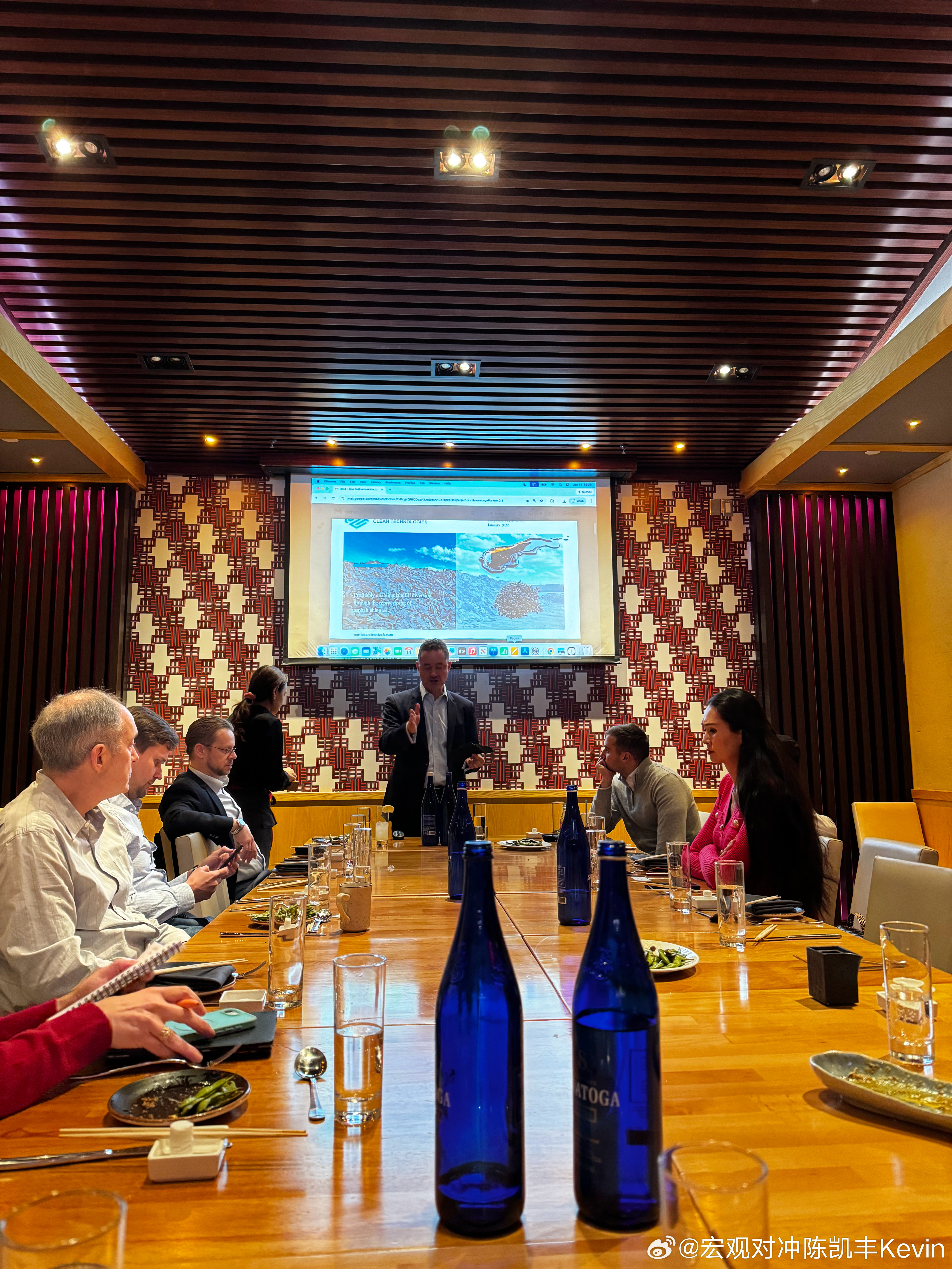 纽约的路演真的是天天都有新惊喜，这个不是卖鱼子酱的公司，是做环保沥青的公司纽约华