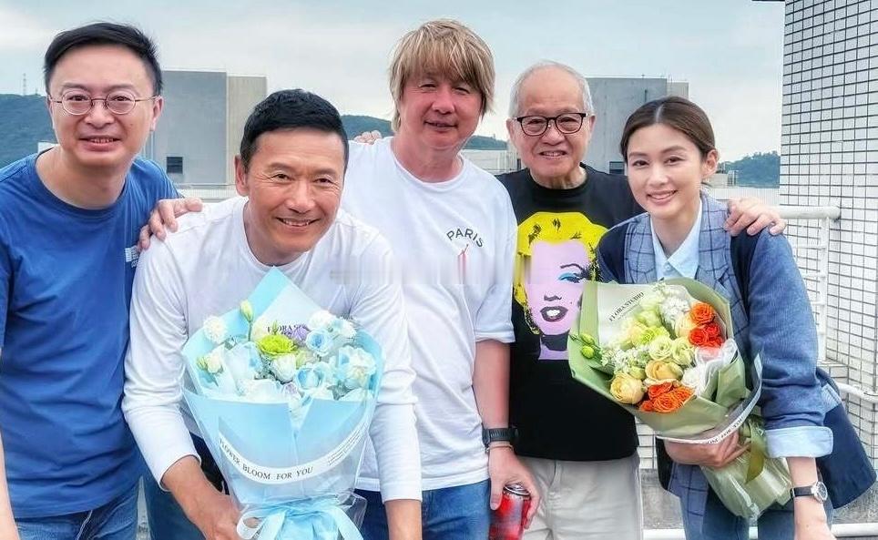 《重案解密》佛山部分杀青，转战香港。 ​​​
