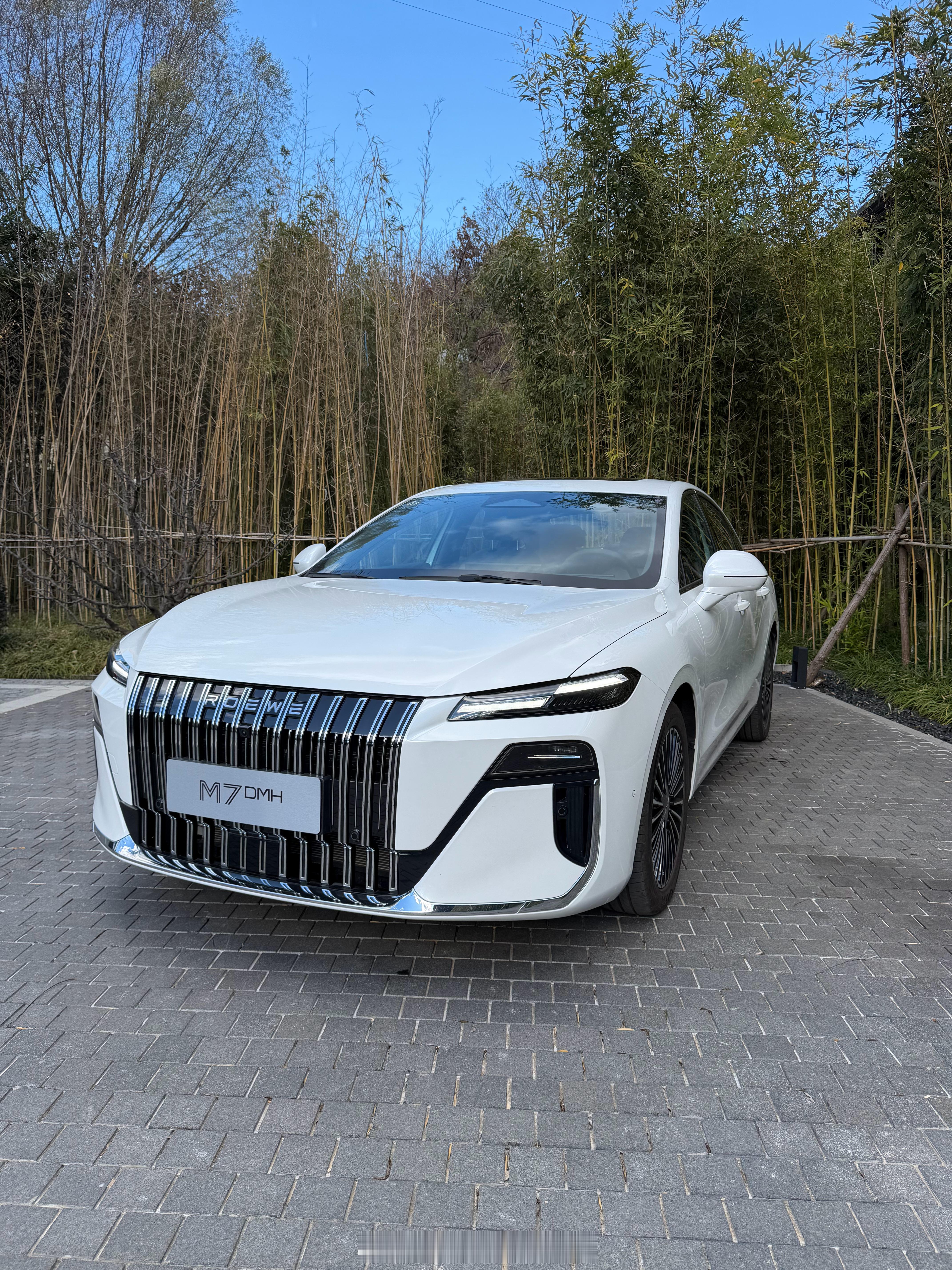 车机也上豆包大模型了感觉是以后的趋势完全没必要自研赓言赓语[超话]  ​​​