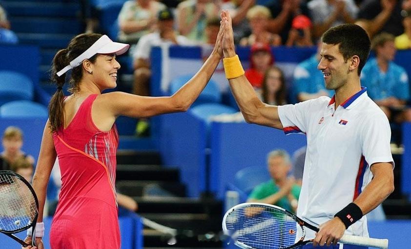 网球包揽劳伦斯最佳男女运动员翻了翻劳伦斯早年的提名名单，几次单项双提名无心插柳地