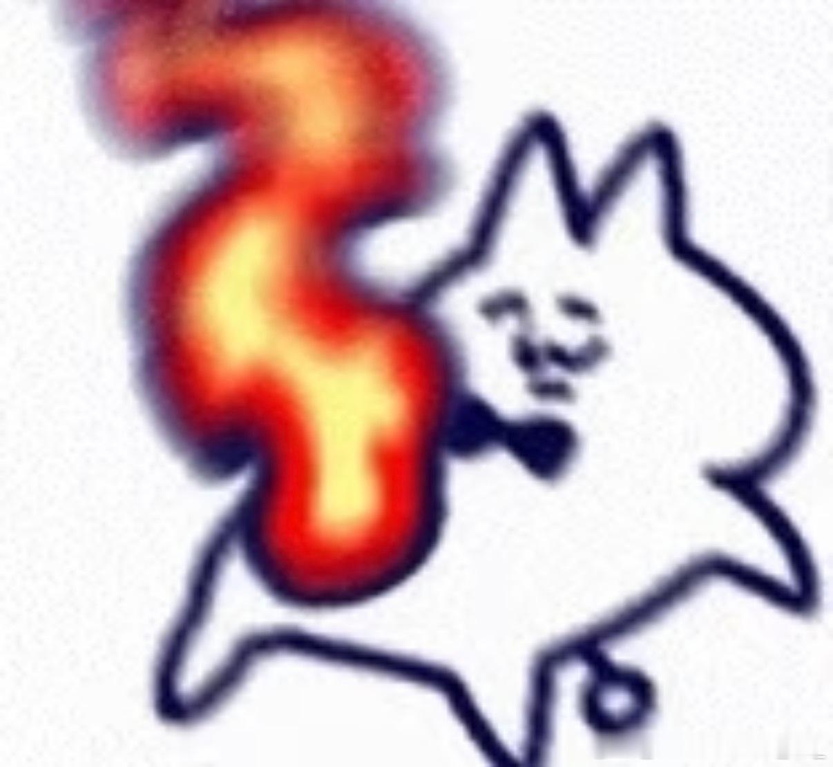 我对老嘎小朋友最近高频出场的那件露腰短背心有很多脱离高级趣味的虎狼之嬤词想要讲。