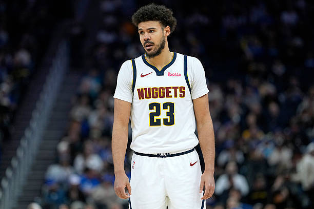 祝贺我忠宝铁树开花评论区抽个周四新赛季篮不住我的观赛搭子