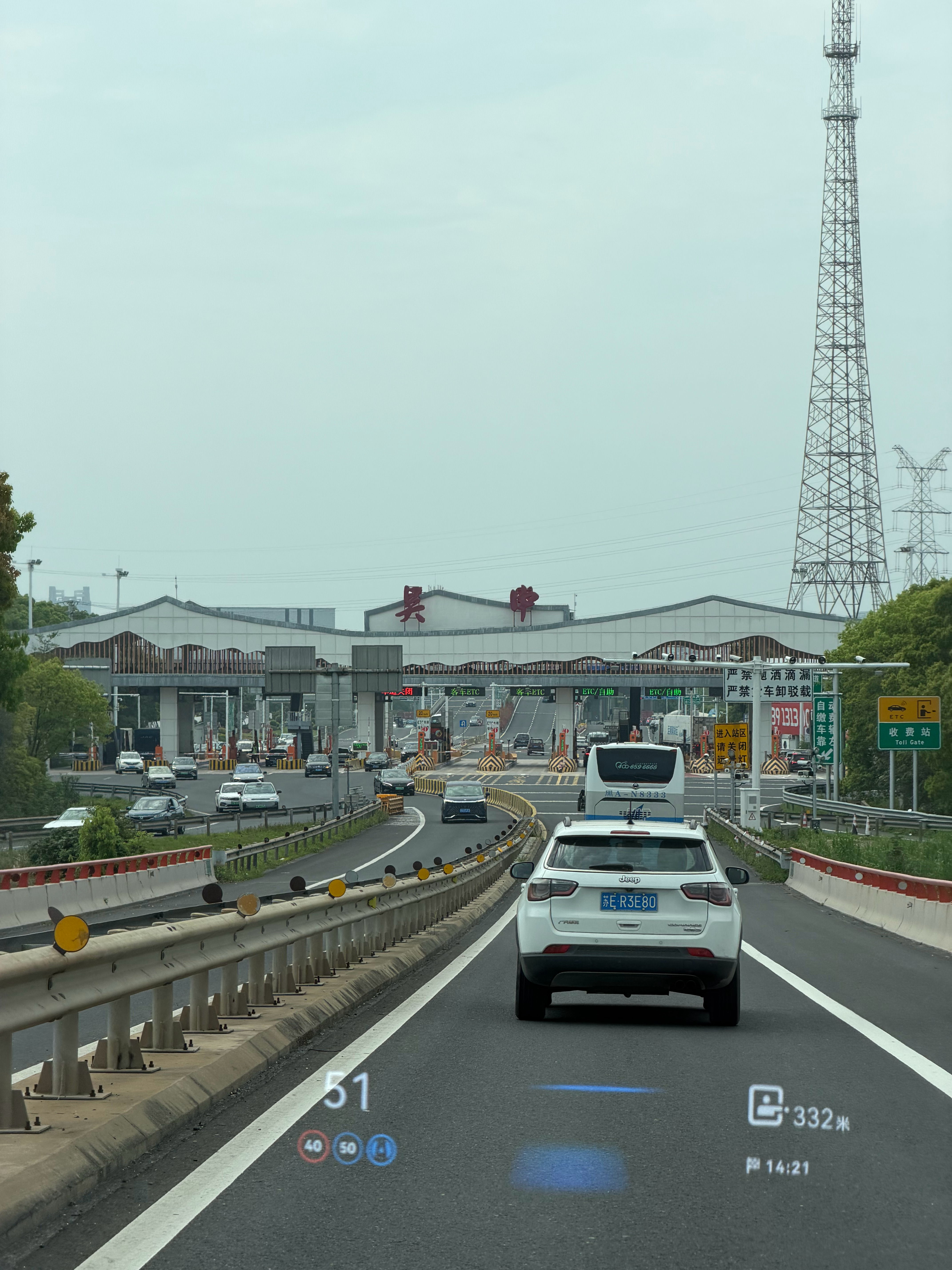 到苏州了极氪的辅助驾驶提升真的太大了今天试了城区和高速，表现完美以后不敢随便吐槽