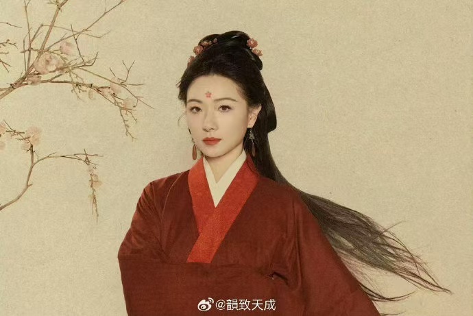 万茜唐宫仕女图万茜笔下的小世界一笔绘尽盛唐风韵，数字画笔勾勒灵动仕女，沉浸式走进