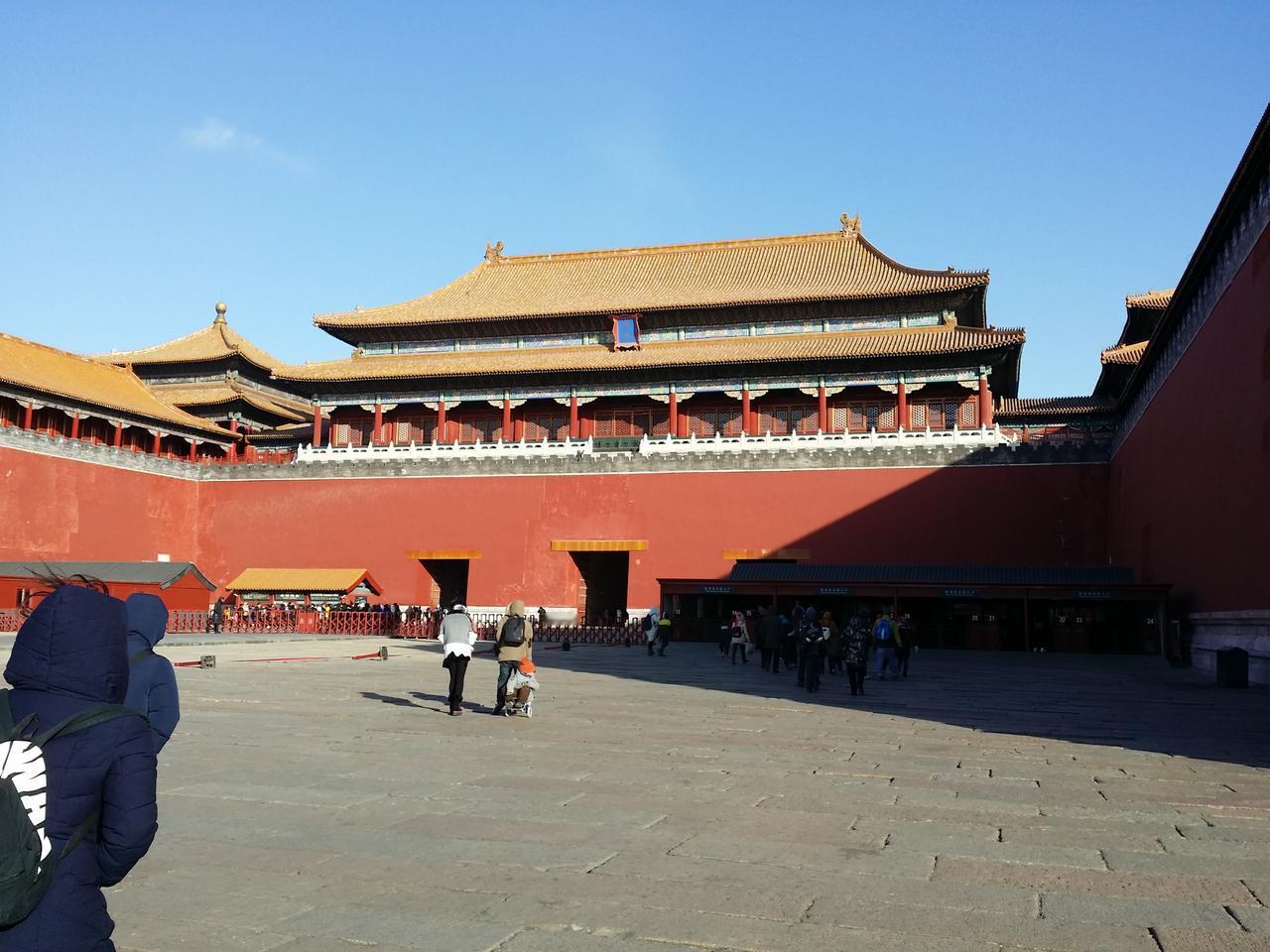 夏天的时候去过一次，人特别多，第二次特别选了冬天去，感觉挺好的，人少，就是风很大