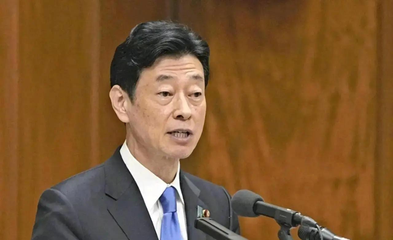 西村康稔经停北京

全程零官方会晤

一场自导自演的政治话剧

日本自民党高层西
