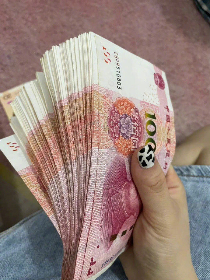 “说的再多，没做，就是画大饼，钱再多，没花到你身上，那就是吹牛逼。 ” 