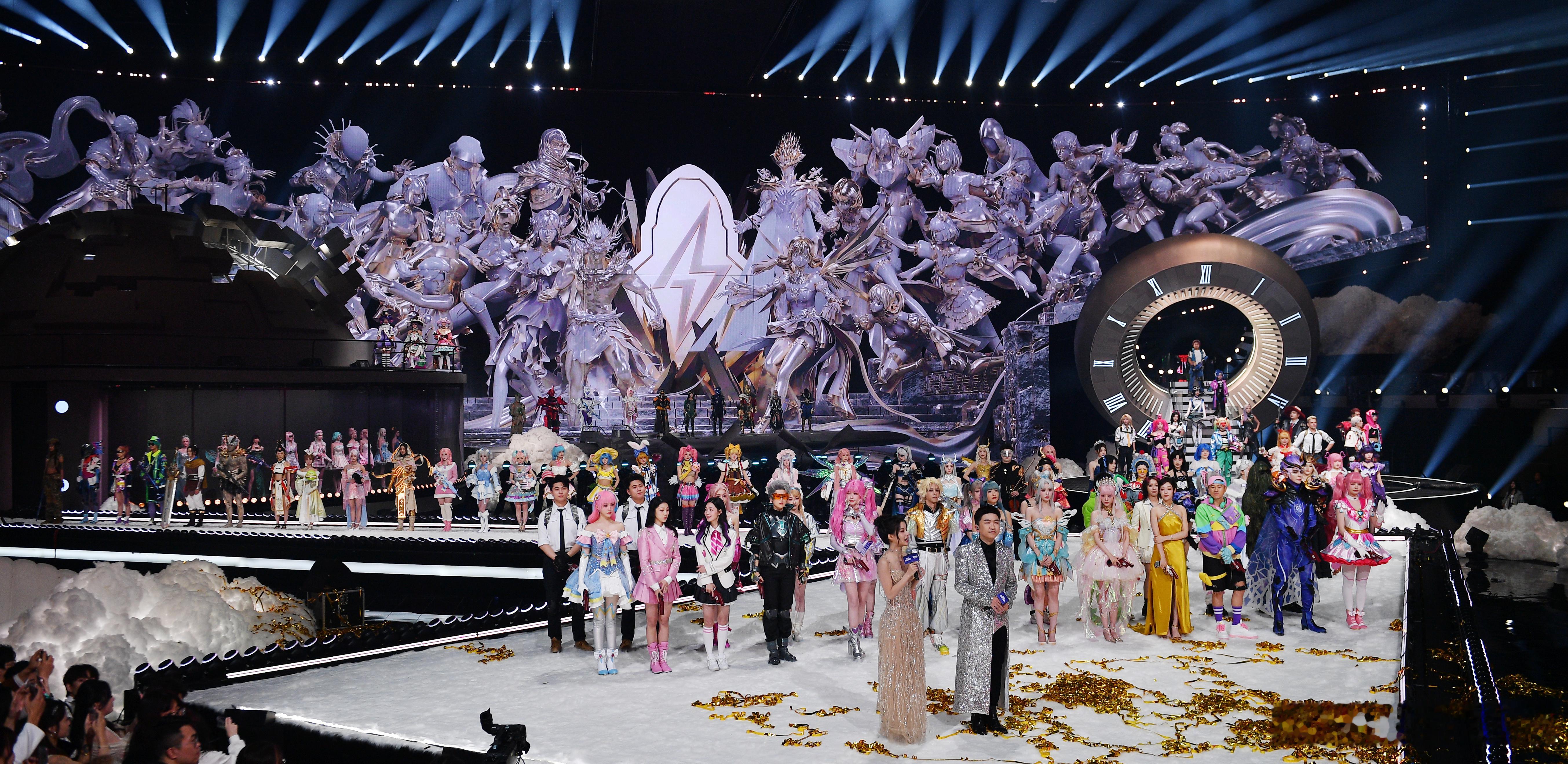 # 娱乐圈玩吃鸡明星世纪合影# 哇塞！和平精英这场盛宴太酷啦！Vogue 操刀的