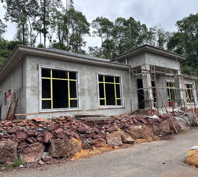 退休了，想回老家盖新房子养老，一定要三思！
我有个老同事，前几年疯了似的，非要回