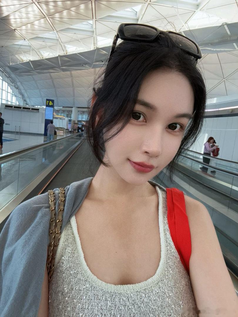 为何你明明动了情 却又不靠近 