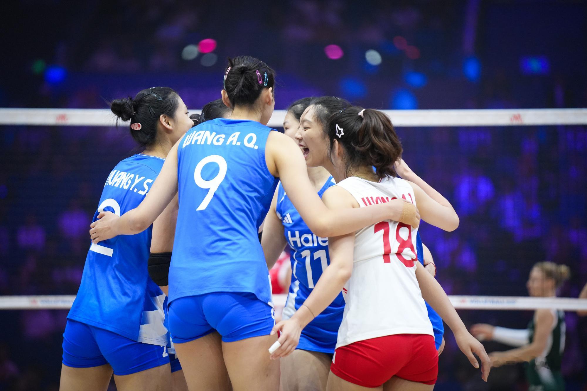 中国女排1比3巴西女排 中国女排🇨🇳 1-3 🇧🇷巴西女排【24-26、