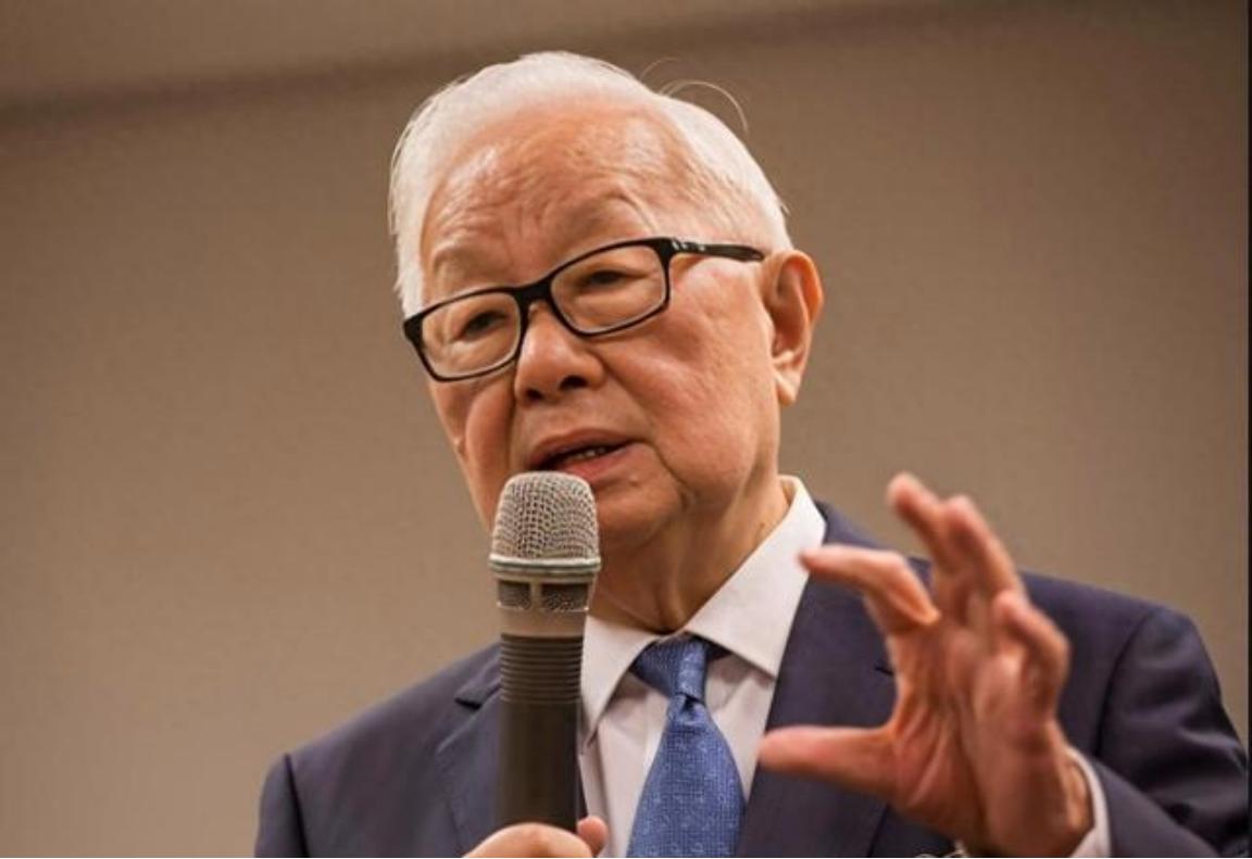 台积电创始人张忠谋曾经再次语出惊人：“如果美国想扼杀他们，中国真的无能为力！”不