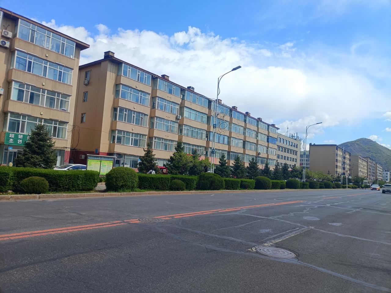 图们环境整治更上新台阶，兴边富民变新颜

         走進圖們江畔這座小城