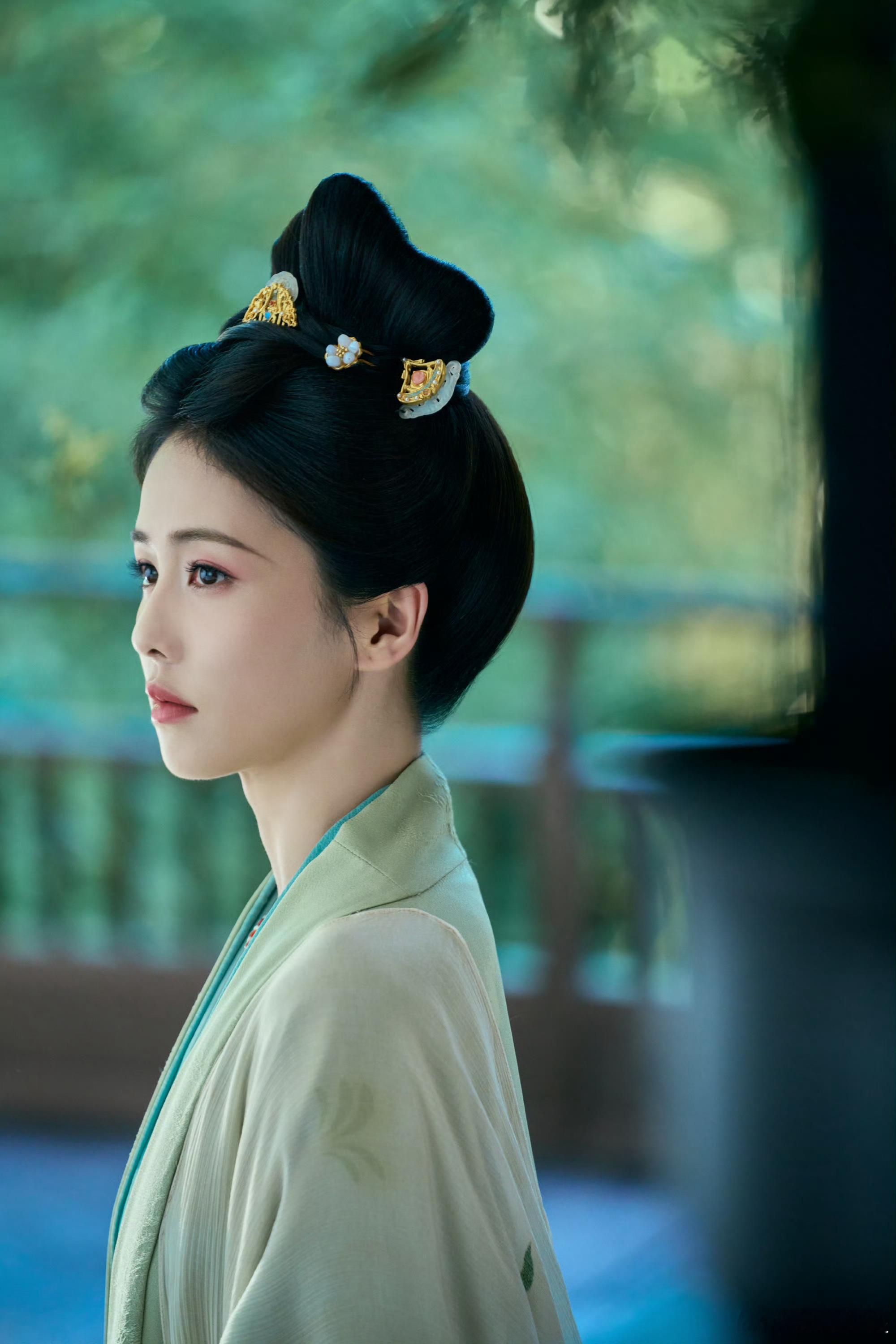 莫离编剧让蒙淇淇发剧本李宗晨编剧让蒙淇淇发剧本莫离编剧让蒙淇淇发剧本OK的 