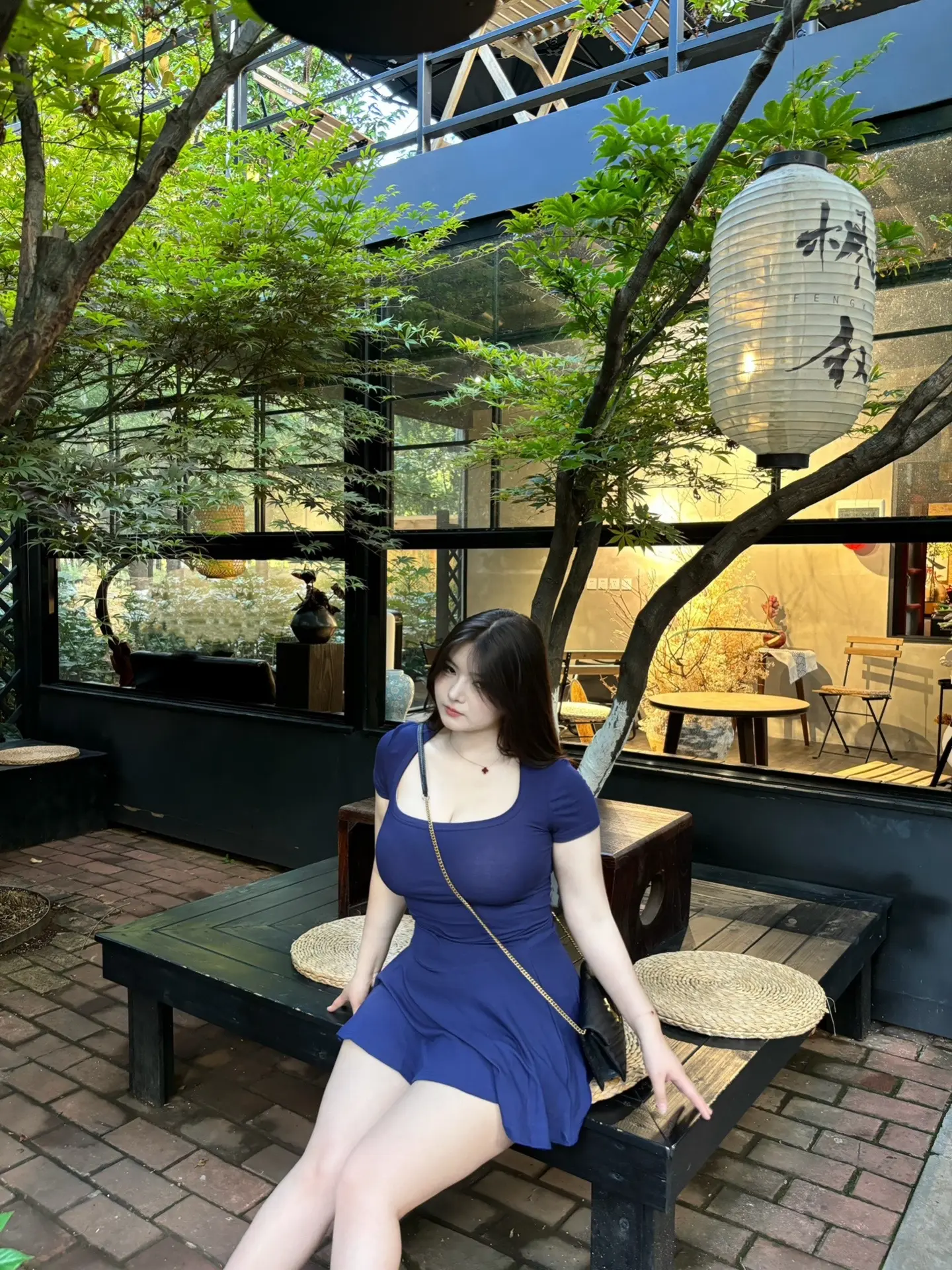 “她怎么又胖又好看的”