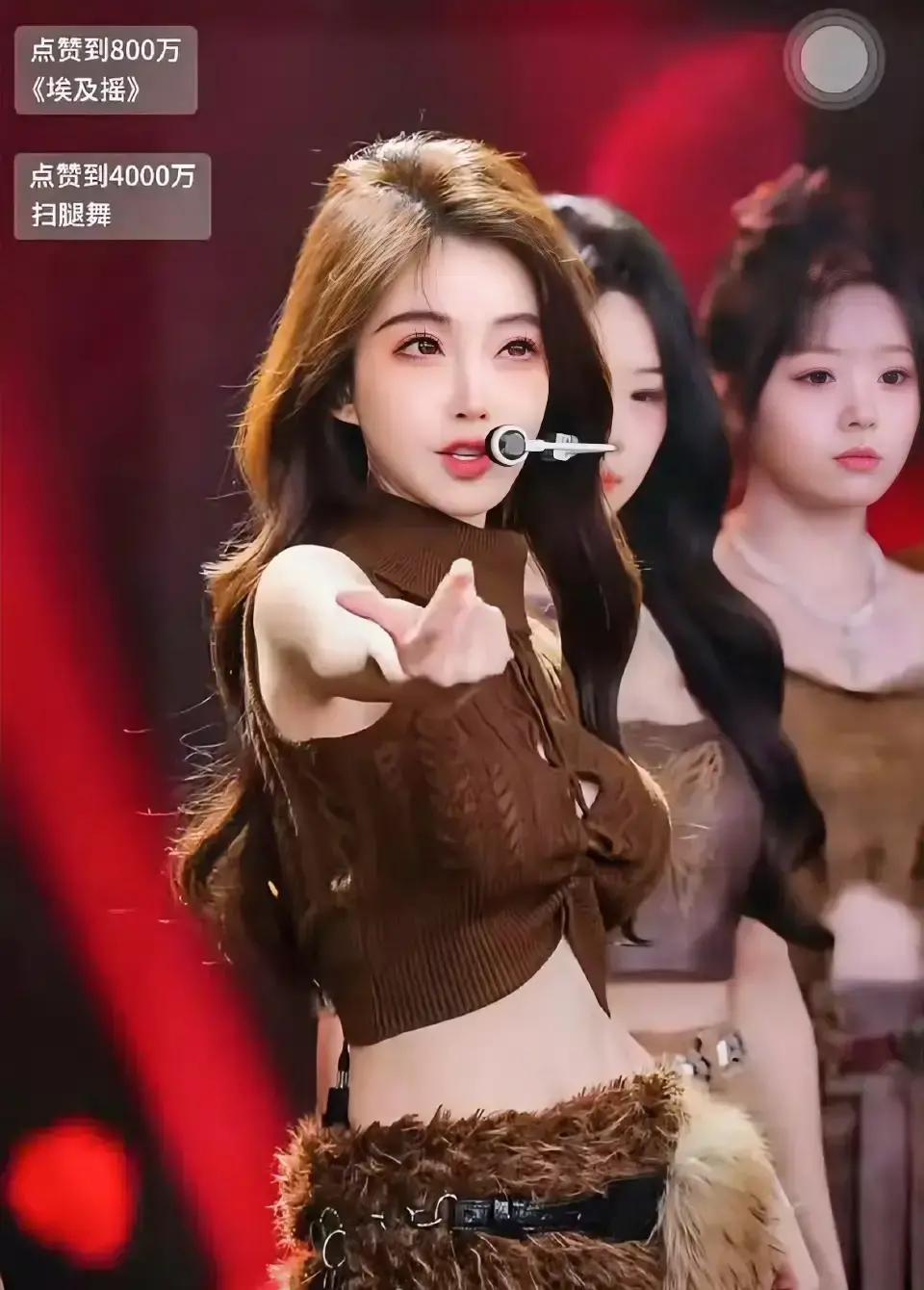 冯提莫消失一年，不是退圈，是在手术台上跟转移的癌细胞“死磕”？
 
她复出时扯领