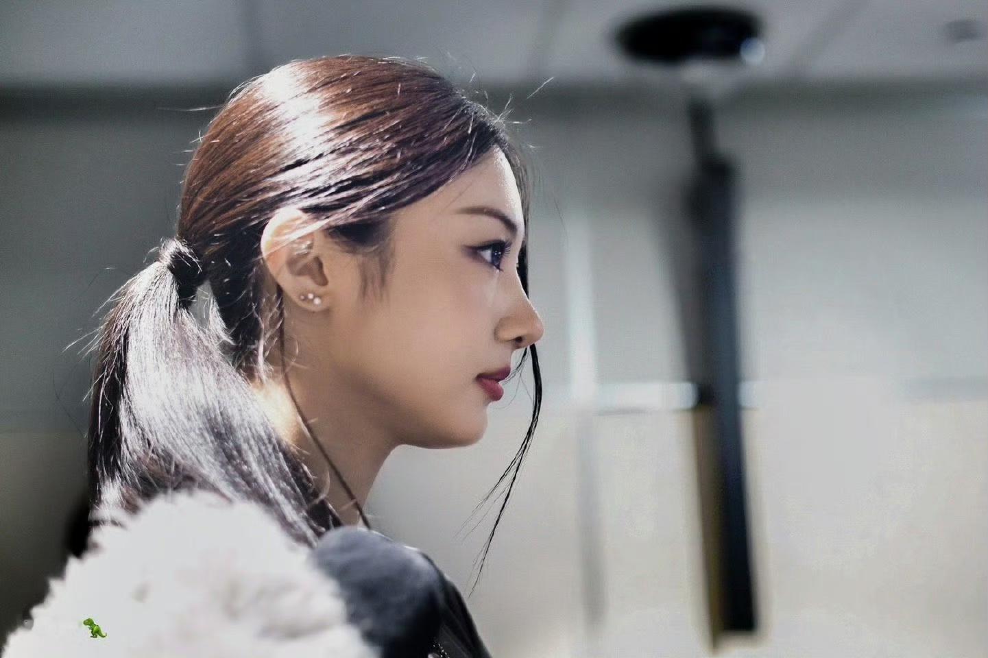 嗑颜bot Gawon  打开了港剧 