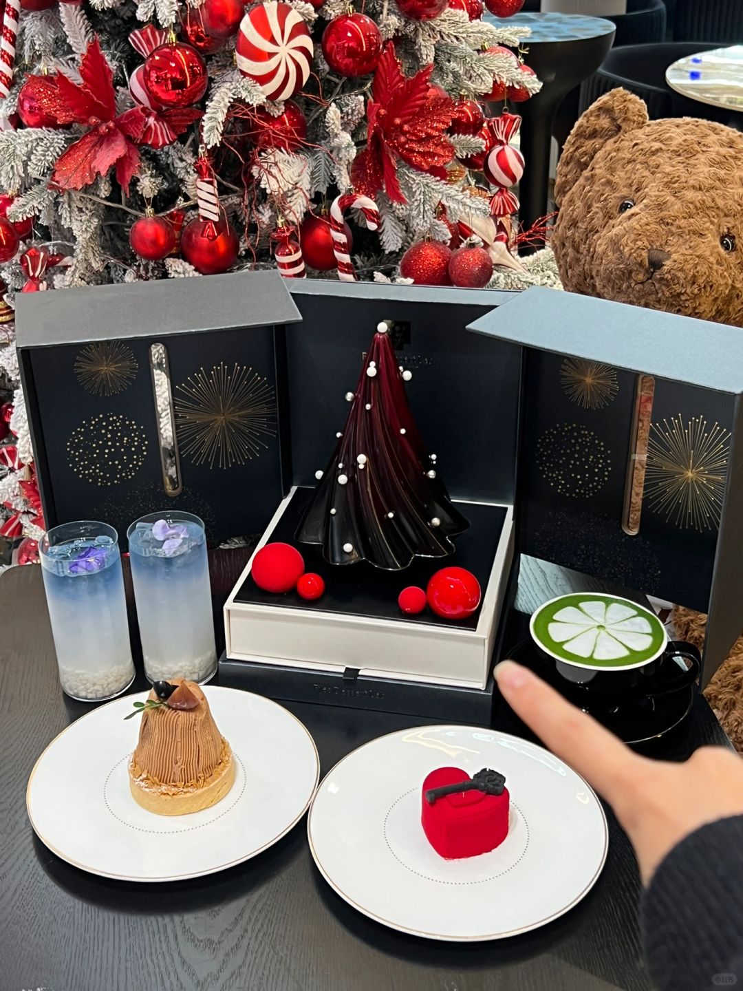 在静安寺！！！吃到了平价米其林蛋糕！！！