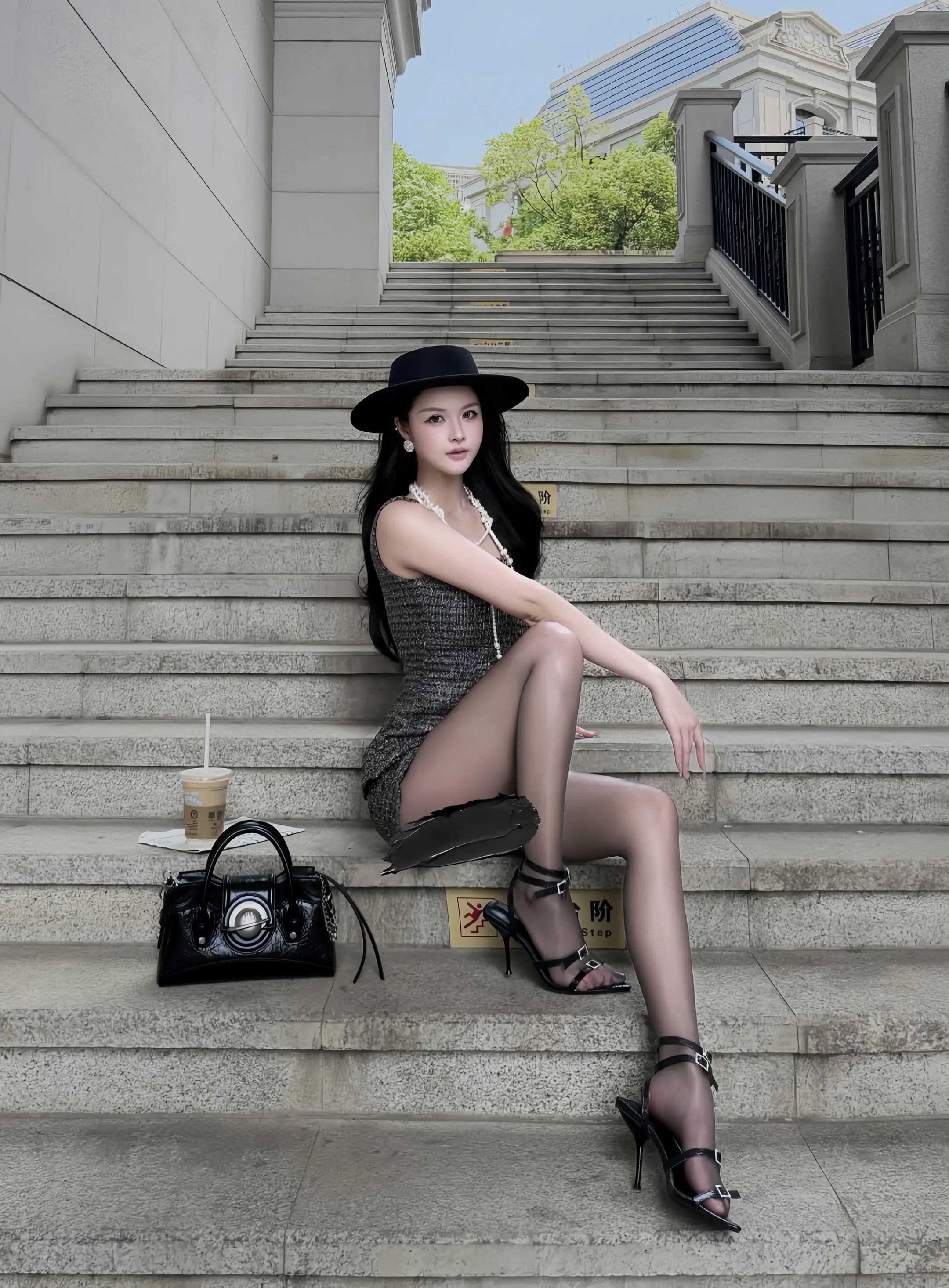 听说你骂人还要去网上搜骂人文案。