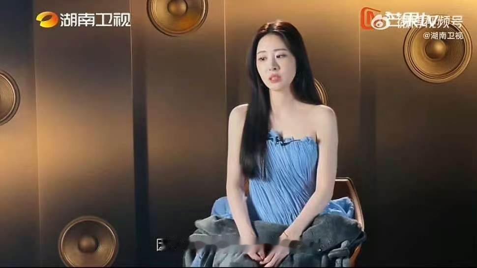 张碧晨若能回来好好编曲歌手2026舞台胜负看得淡然，能持续演唱、打磨作品，才是她