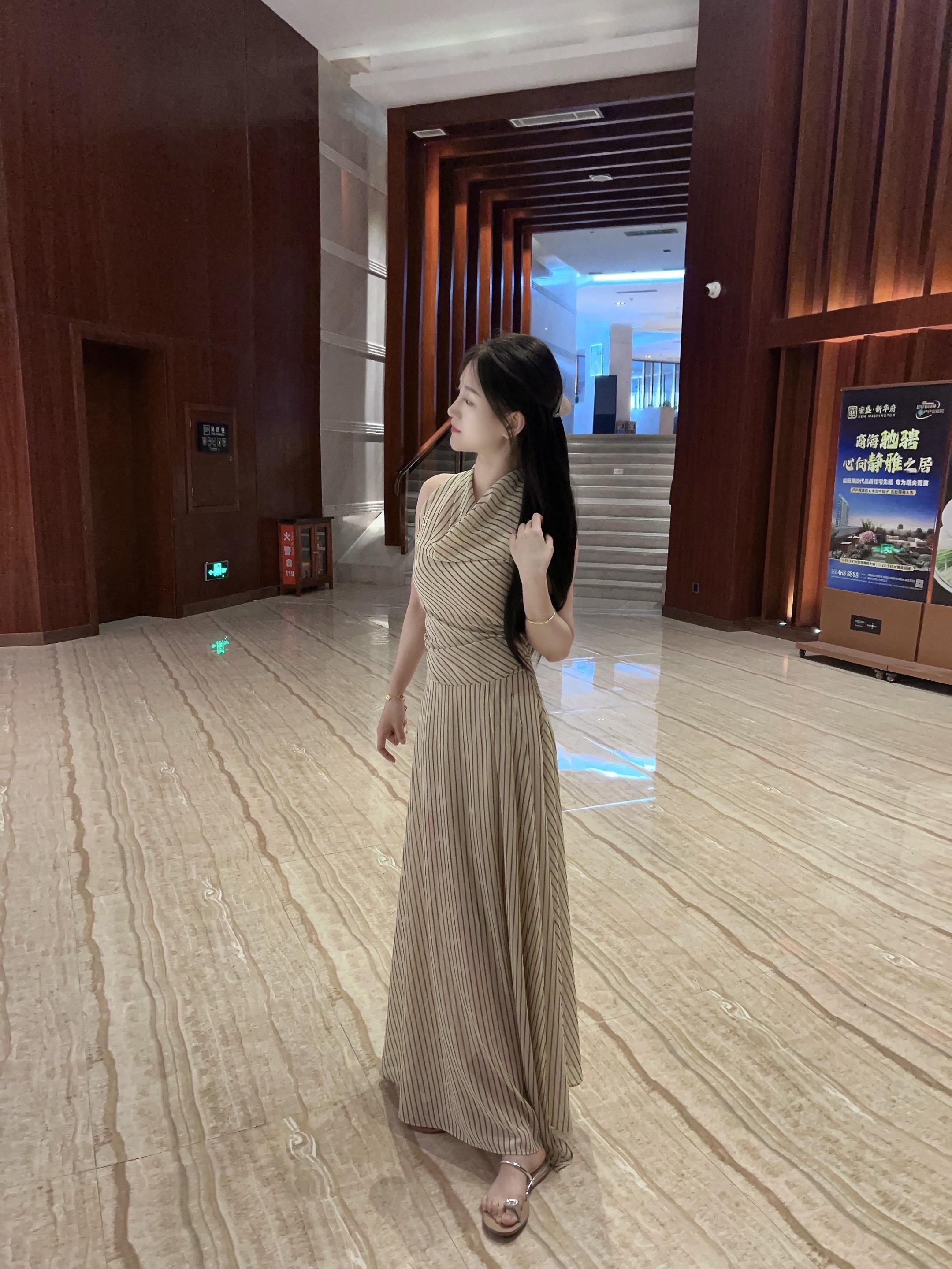 美女 闪现😁