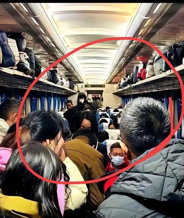 飞机懵了，高铁“傻了”我估摸着连大巴司机都想不明白，春运期间意外走红的并不是某个