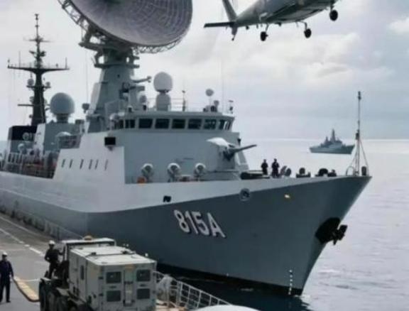中国815电子侦察船，为何各国不能攻击它，应该说不敢攻击它，这船看上去没啥火力，