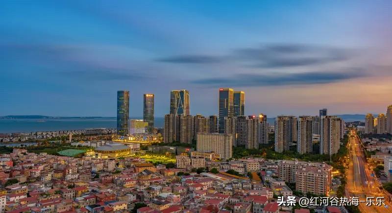 厦门楼市每年都会有小阳春的。
厦门楼市的那些家长为了孩子的学习问题，还是舍得花钱