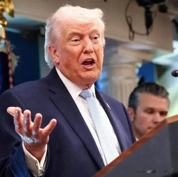 特朗普用尽心机诱惑伊朗人与他结束战争，一是再次高调派出万斯率领美国代表团到巴基斯