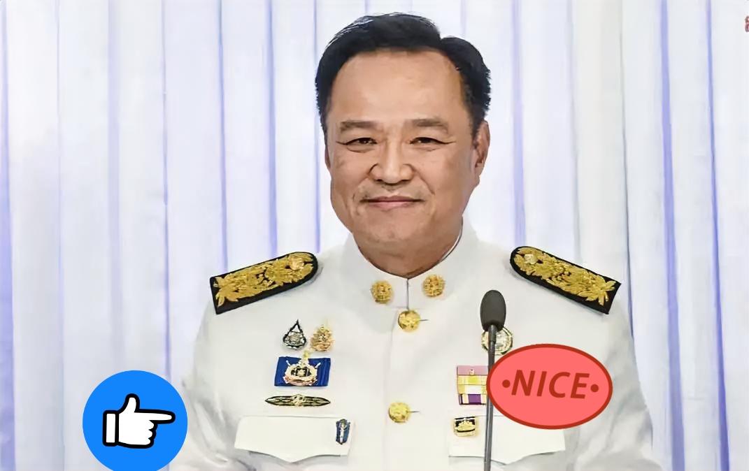 当地时间9月24日，泰国新内阁在曼谷律实宫向国王宣誓就职。阿努廷·参威拉军总理带