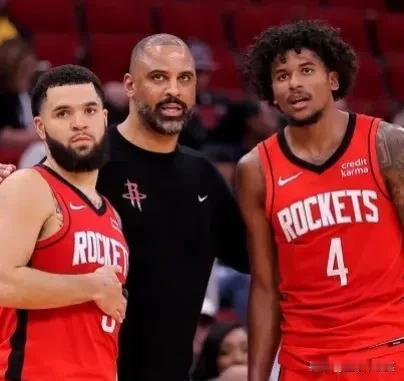 下个NBA赛季背靠背比赛最多的球队：

老鹰 - 16场  
骑士 - 16场*